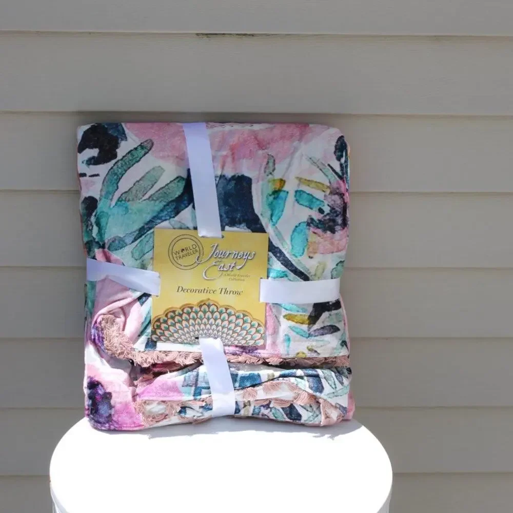 Boho Floral Throw Blanket Abstract Watercolor Fringe Tassels Size: 50in X 60in